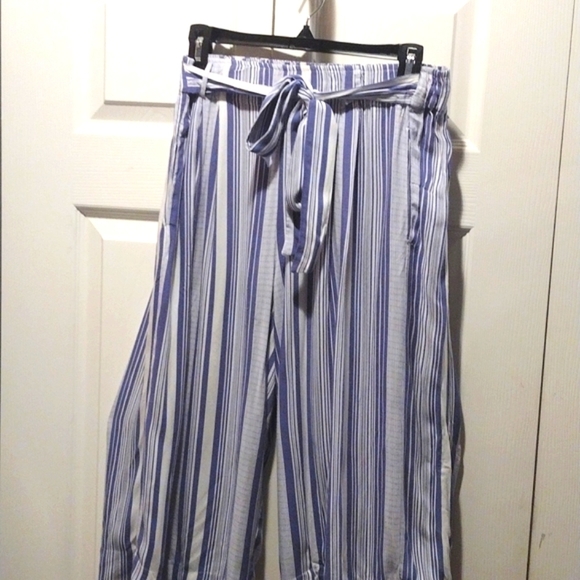 Truth NYC  striped cropped pants M - Picture 3 of 6